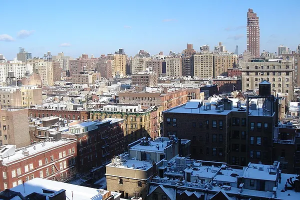 Rented by Corcoran | media 21