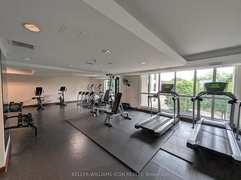 234 Rideau St #901 — Photo 13