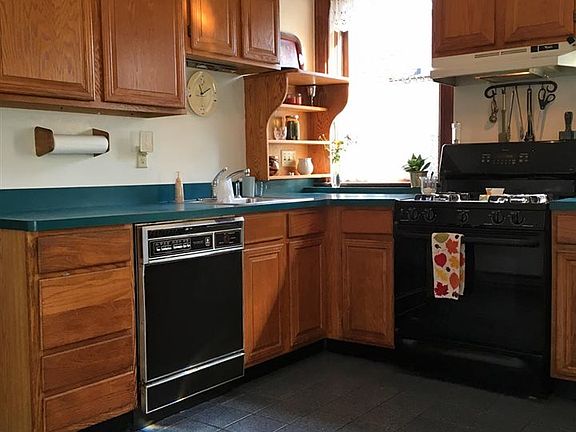 5th image of 344 New Scotland Ave