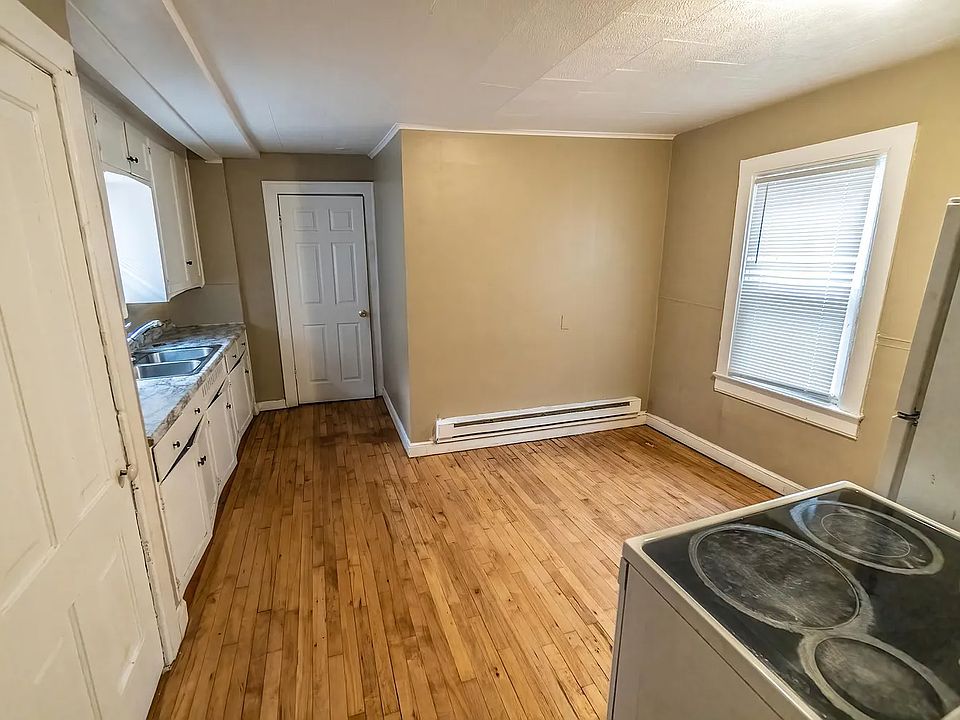 2nd image of 1219 Galtier St #2