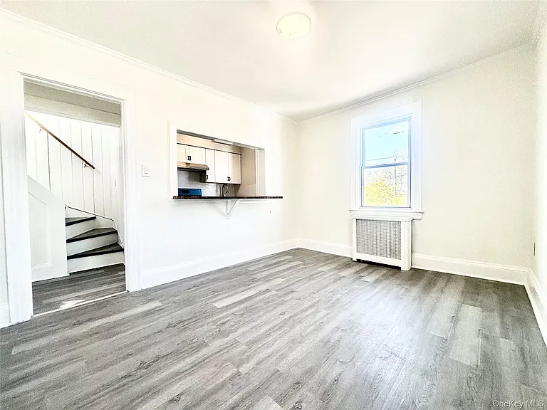 66 Kenmore Rd — Photo 11