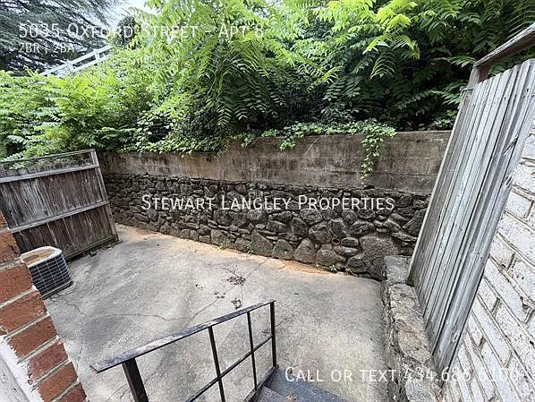 5035 Oxford St #8 — Photo 10