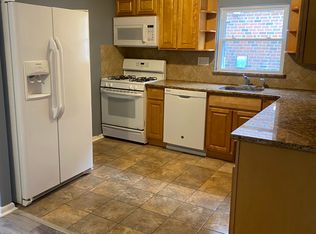 2160 Strahle St #1, Philadelphia, PA 19152