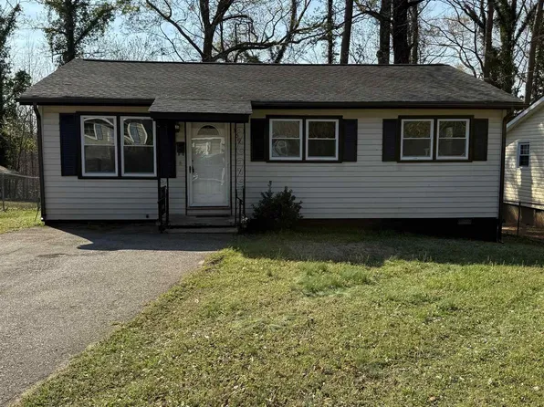 359 Woodview Ave, Spartanburg, SC 29306