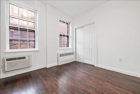 Rented by REAL New York | media 11