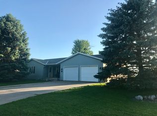 100 1st Ave SW, Plato, MN 55370