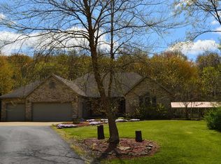 848 Fleming Falls Rd, Mansfield, OH 44905