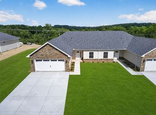 344 Cherokee Dr, Beaver Falls, PA 15010