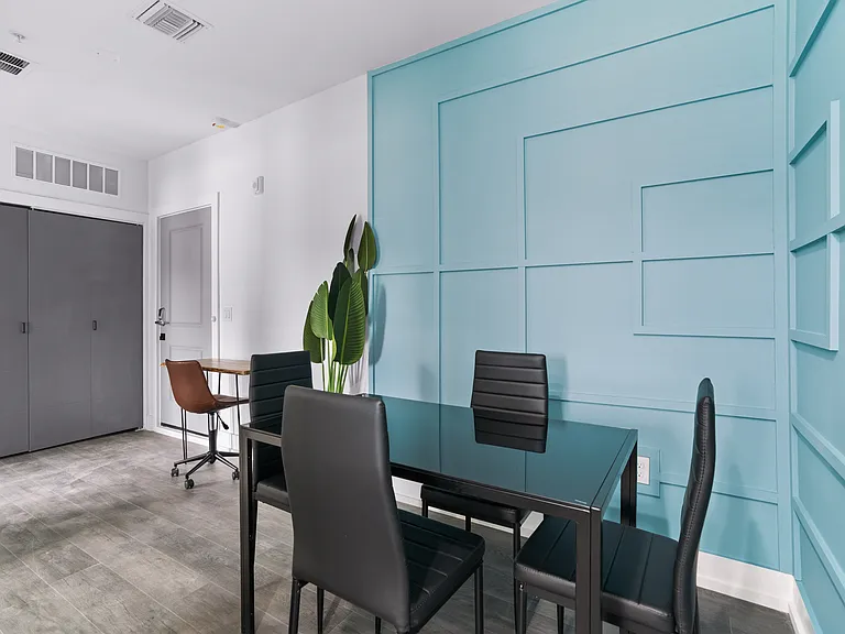 927 S Howard Ave #17 — Photo 6