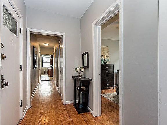 2nd image of 1311 W Farwell Ave APT 3