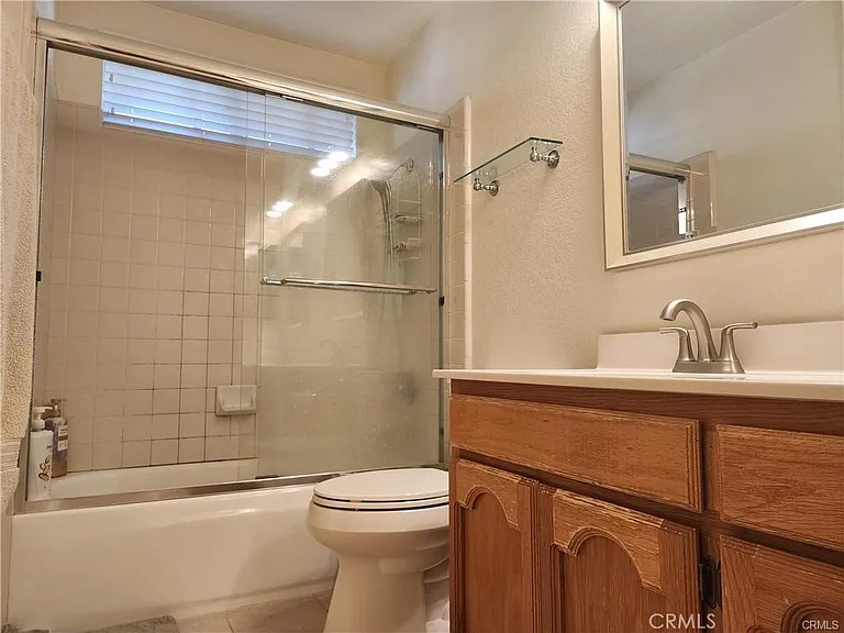 412 Bristol Way — Photo 5
