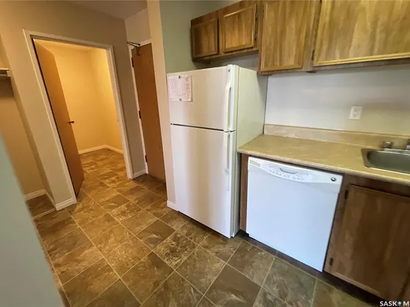UNIT 307-1808 Eaglesham AVENUE, Weyburn, SK S4H 3A8