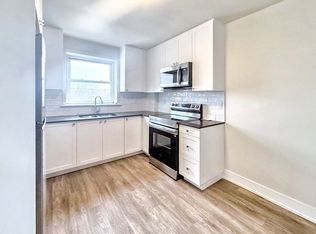 14 Crosthwaite Ave S #3, Hamilton, ON L8K 2T8