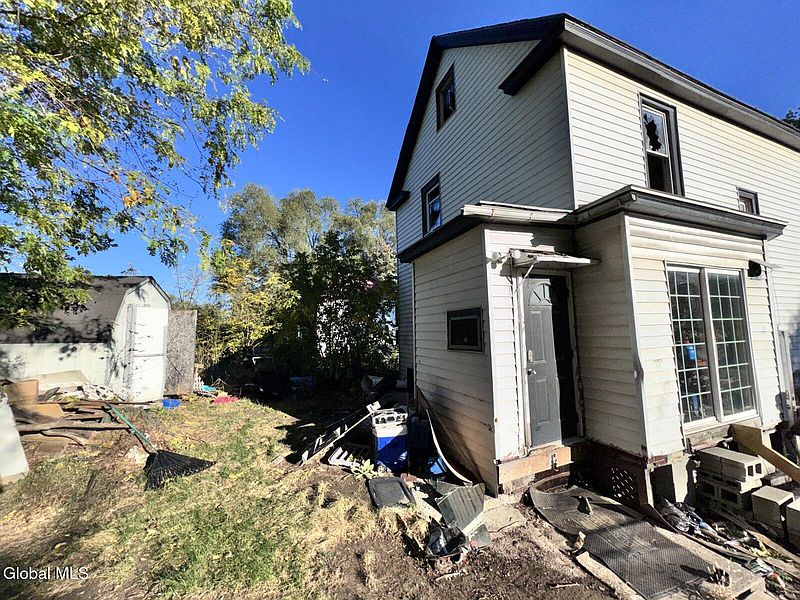 4th image of 1730 Watt Street