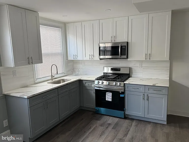 1353 Fanshawe St #1 — Photo 5