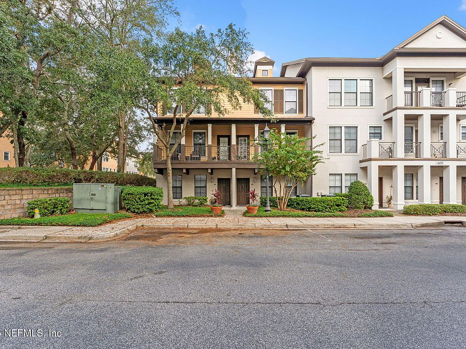 1st image of 9823 TAPESTRY PARK Circle #402