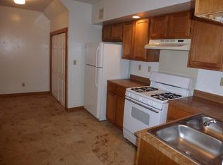 110 Lancaster St APT 1F, Cohoes, NY 12047