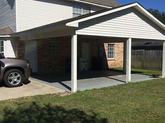 4th image of 1704 White Oak Ln