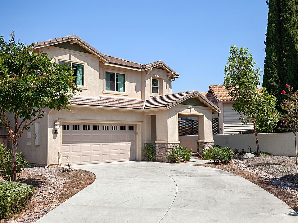 1st image of 546 Birchwood Ln
