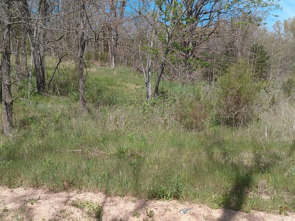 2nd image of 3020 Highway H