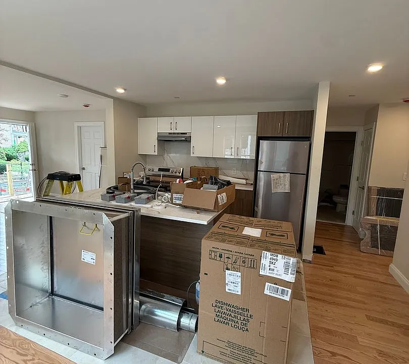 64 Ashford St #2