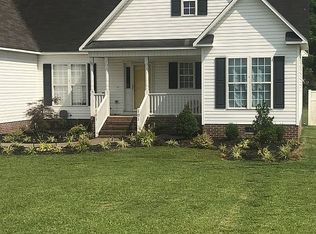 101 W Harrington Ave, Broadway, NC 27505