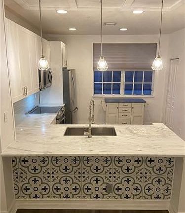 3rd image of 466 NE 2nd Ave #22