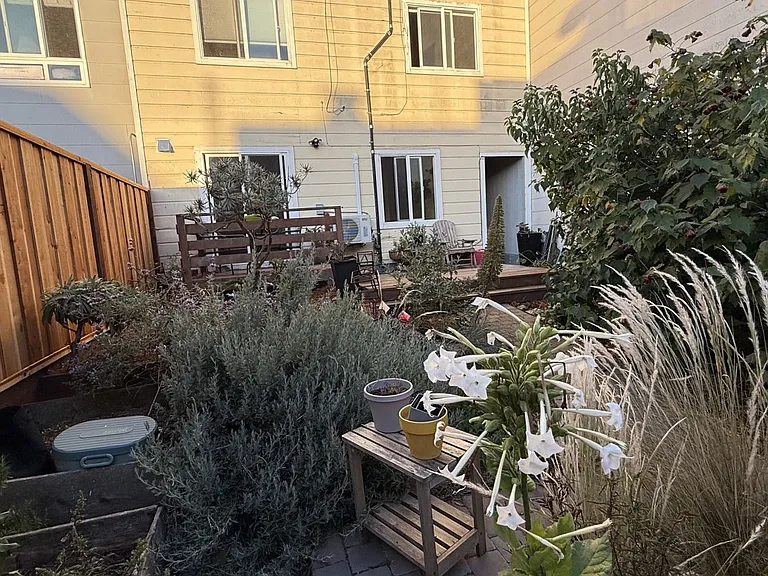 1237A 8th Ave — Photo 14