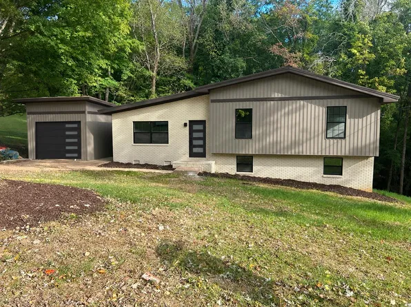 1017 Hillcrest Rd, Hixson, TN 37343