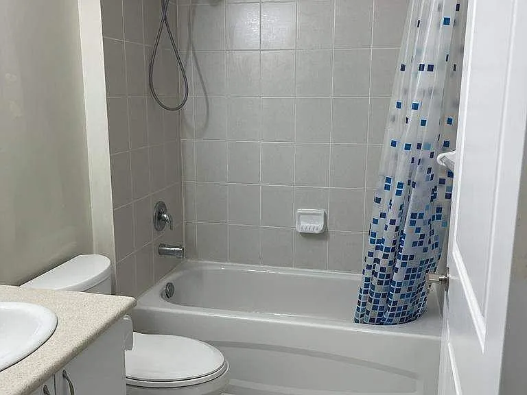 7400 Markham Rd #623 — Photo 21