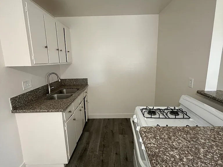 2272 W Colchester Dr #2 — Photo 3