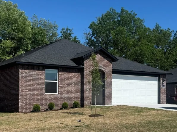 3125 N Bella St, Siloam Springs, AR 72761