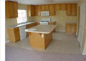 4th image of 1610 Wrentree Way