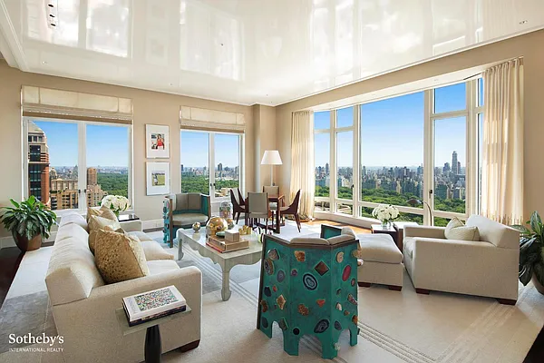 Sold by Sotheby's International Realty | media 1