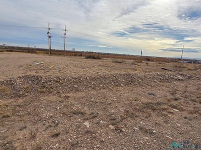 735 E Derrick Rd, Carlsbad, NM, 88220