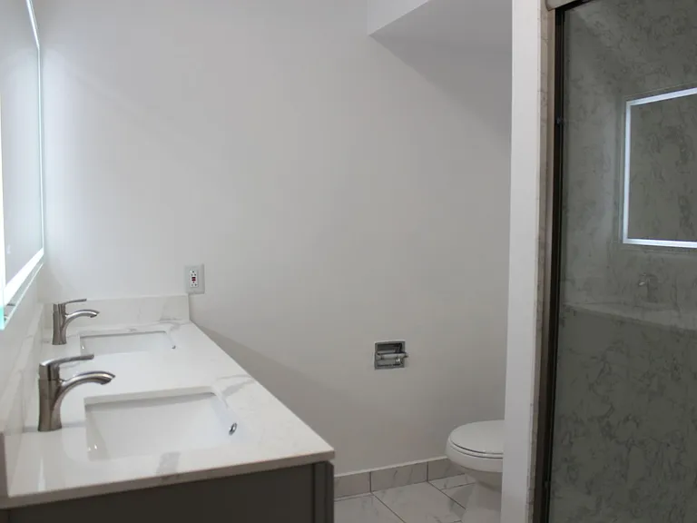 248 W Knoles Way — Photo 36