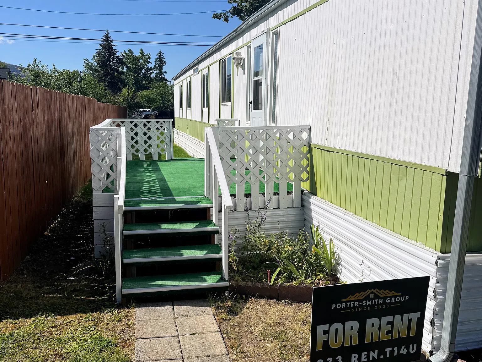 3 bed, 1000 sqft, $2,150 — Photo 3