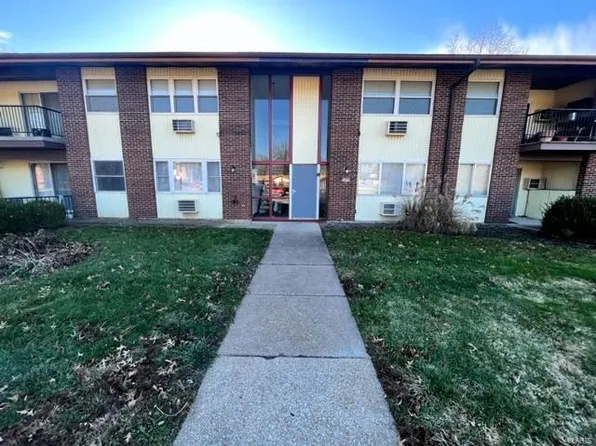 7495 Hazelcrest Dr APT G, Hazelwood, MO 63042