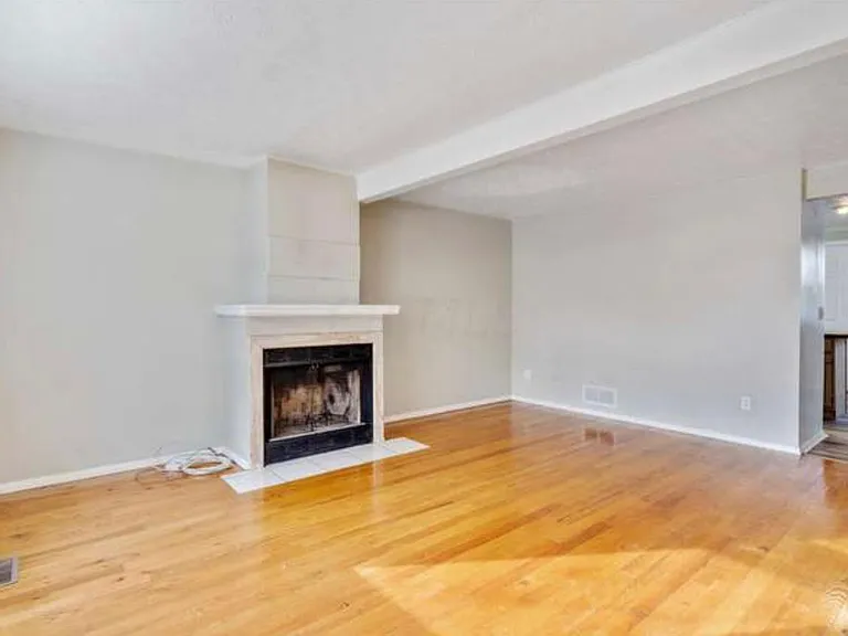 4382 Biscayne Ct — Photo 7