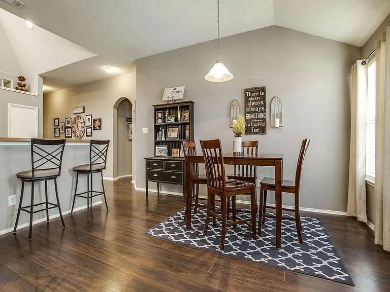 1701 Heron Dr — Photo 23