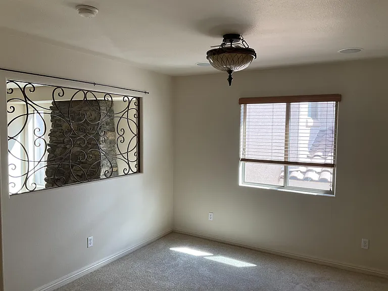 1632 Yellow Tulip Pl — Photo 11