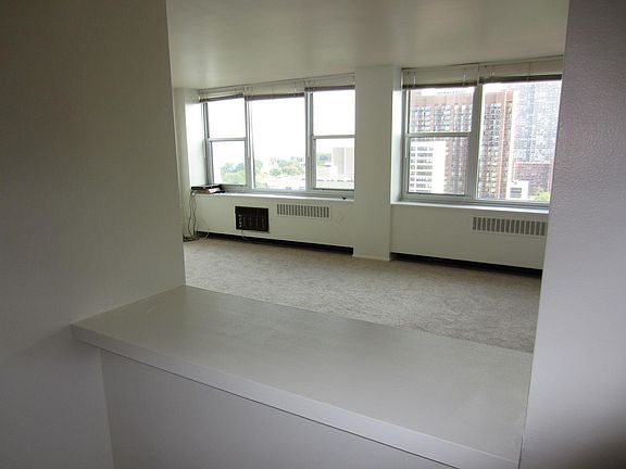 4th image of 4250 N Marine Dr APT 1614
