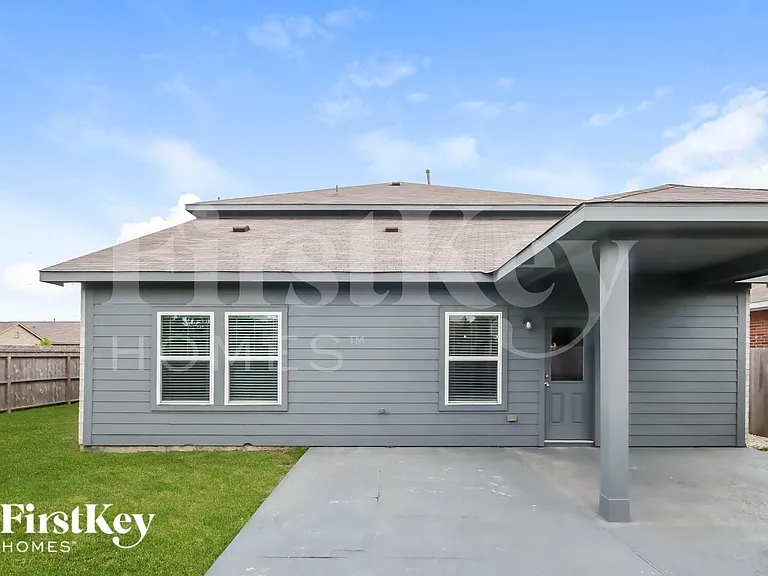 10002 Chase Ct — Photo 14