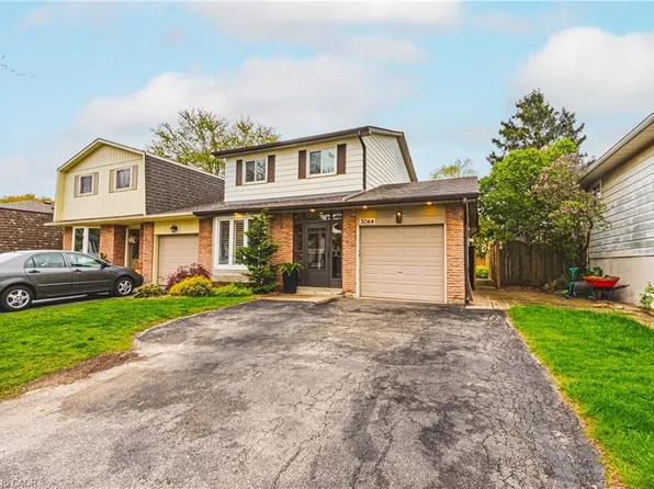 5064 Brady Ave, Burlington, ON L7L 3X6