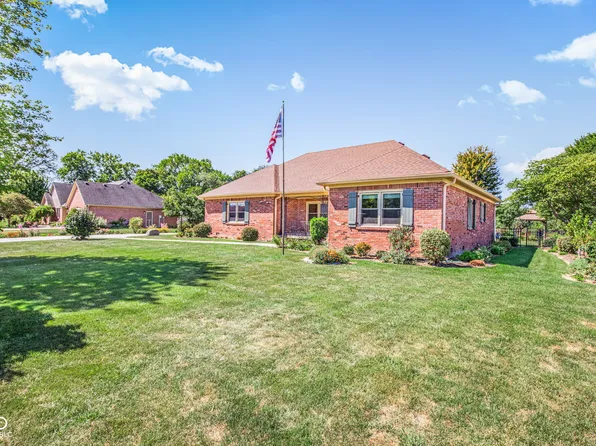 3450 S Southway Dr, New Palestine, IN 46163