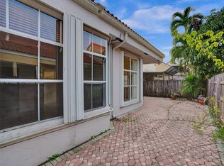 3745 Piccadilly St, Hollywood, FL 33021