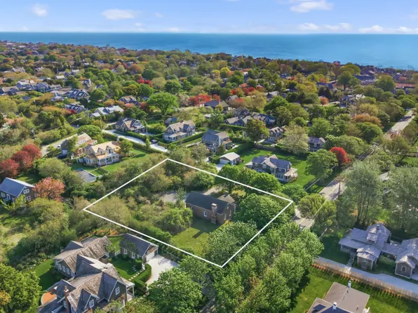 37 Main St, Nantucket, MA 02554