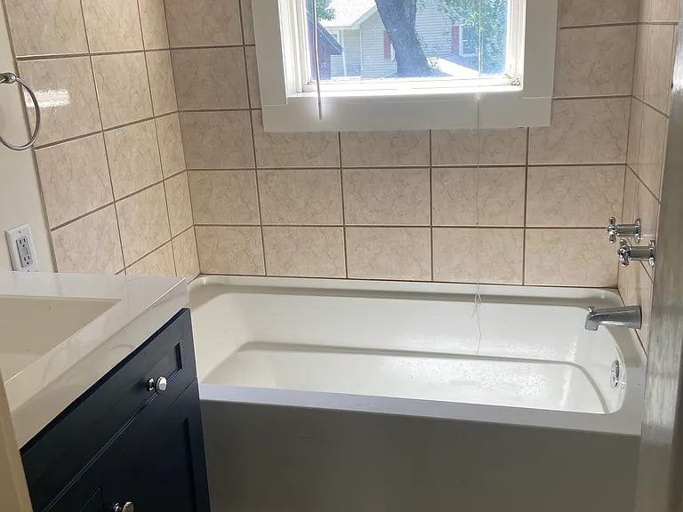 56 Kinderhook St #1 — Photo 6