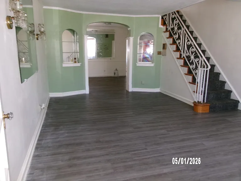 3034 Magee Ave — Photo 4