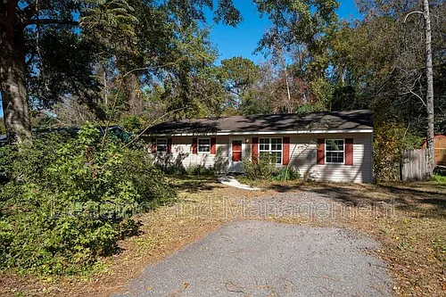 1737 Bozo Ln Photo 1